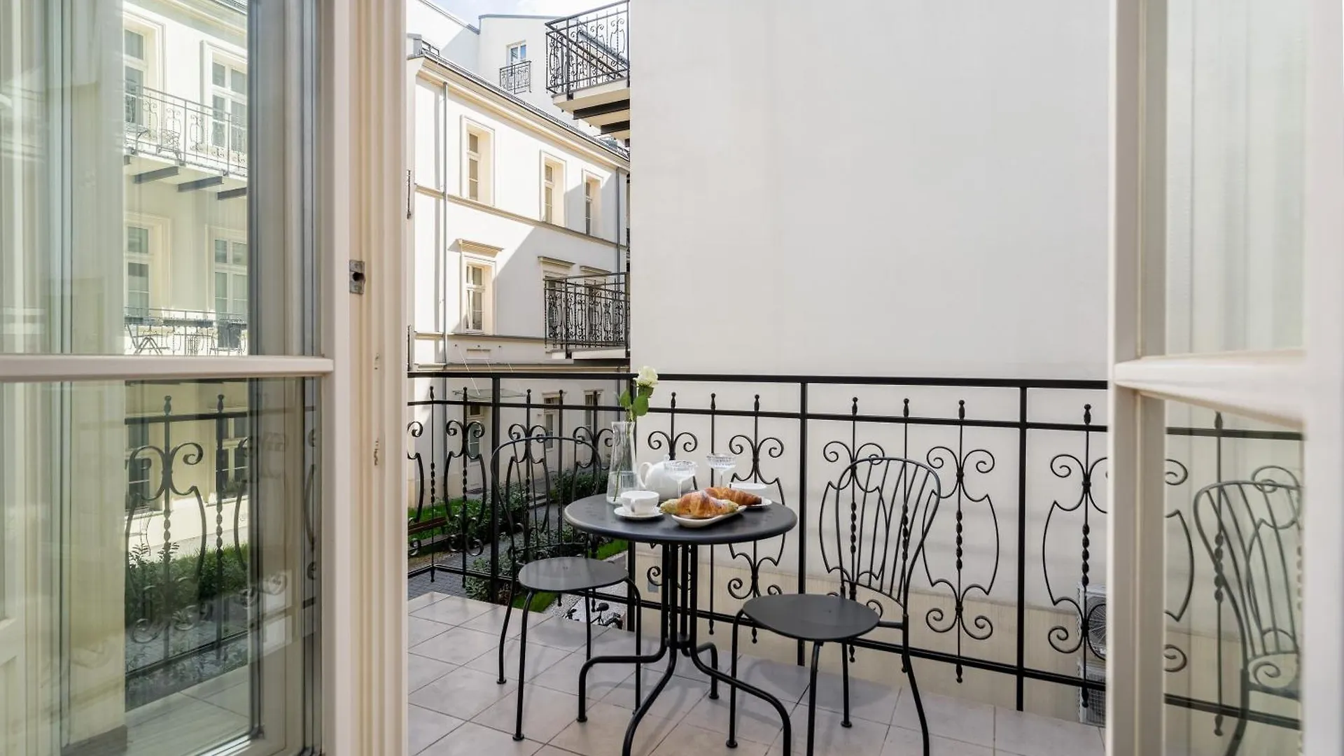 Apartment Ferienwohnung San Sebastian - Beauty&Silence Krakau