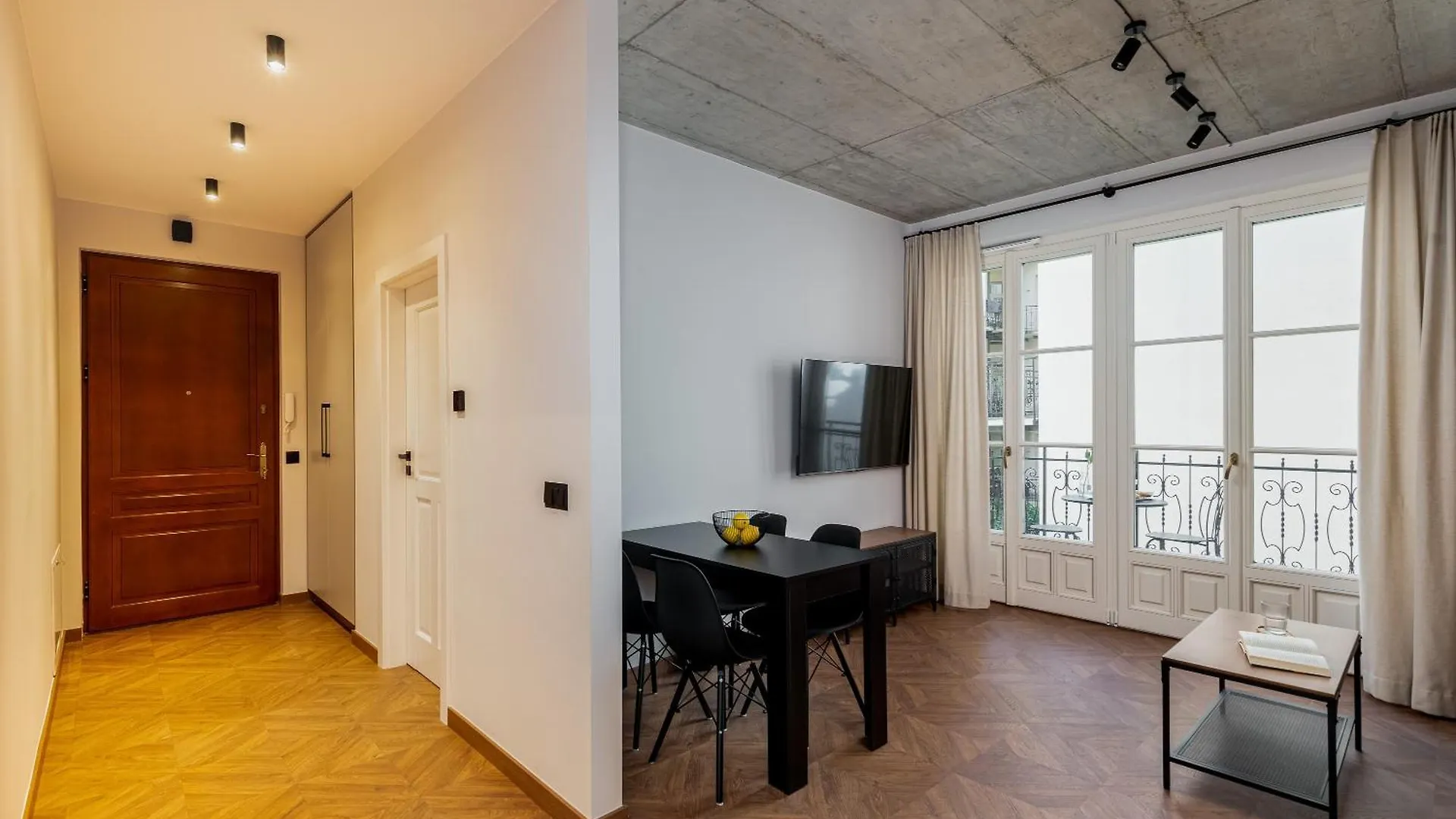San Sebastian - Beauty&Silence Apartment Krakow 0*,
